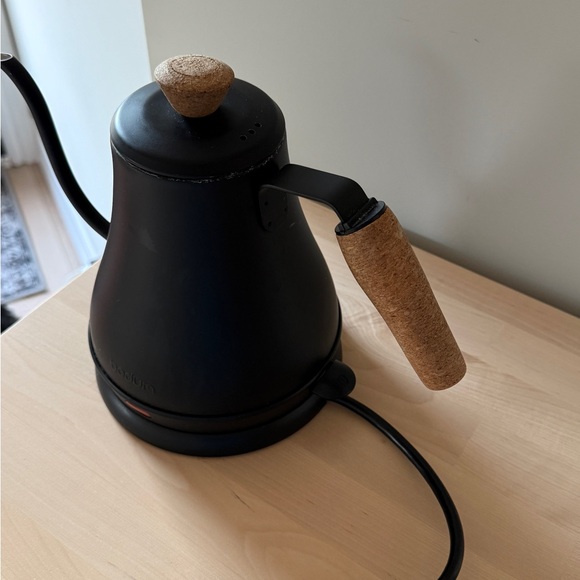 Sleek Black Electric Kettle with Wooden Accents - Picture 4 of 7